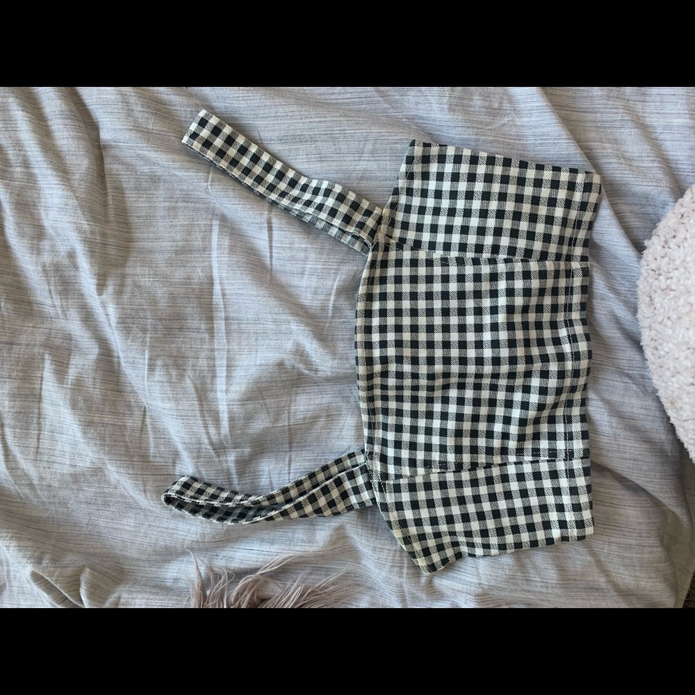 Gingham crop top zip